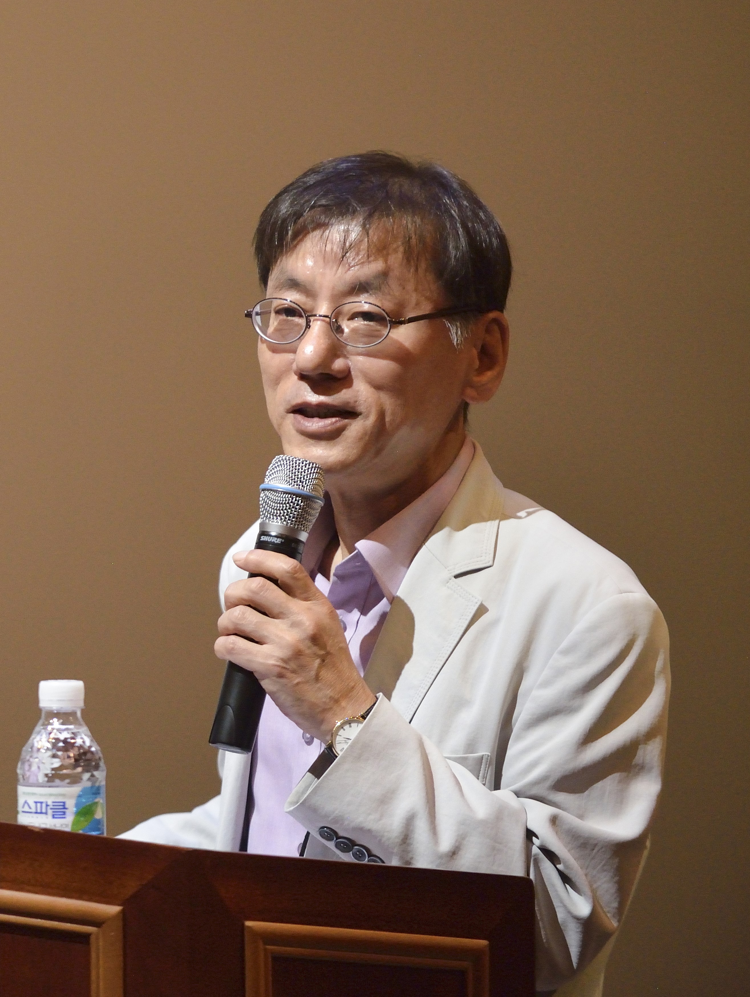 유철인 사진