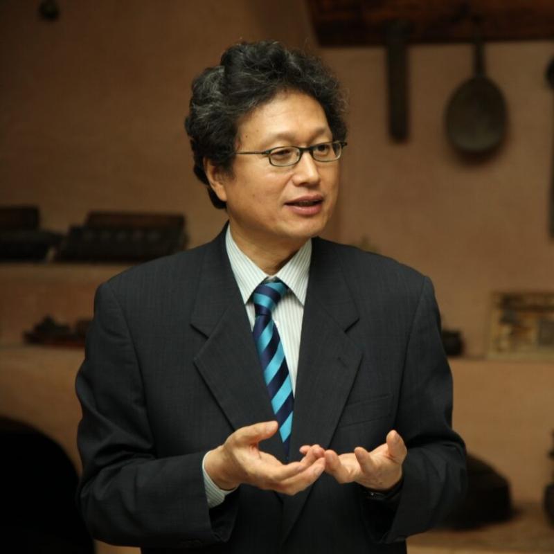 Cheon Jingi 사진