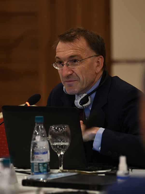 Peter Strasser 사진
